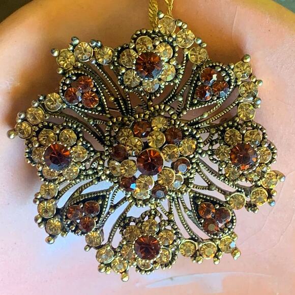 Antique Jewelry - Antique Rhinestone Pendant/Brooch in 14KT Gold chain, Stamped